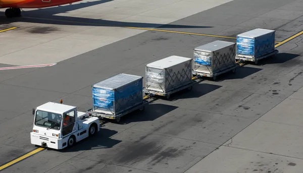Autonomous Luggage Towing Vehicles Transform Airport Operations with Rugged Edge Computing